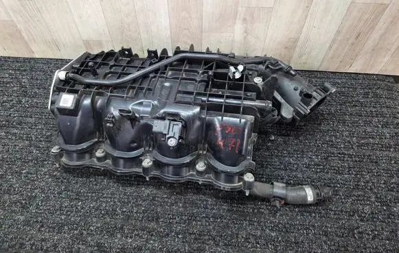 BMW 3 F30 F35 F31 Intake manifold 8603914 11618603914