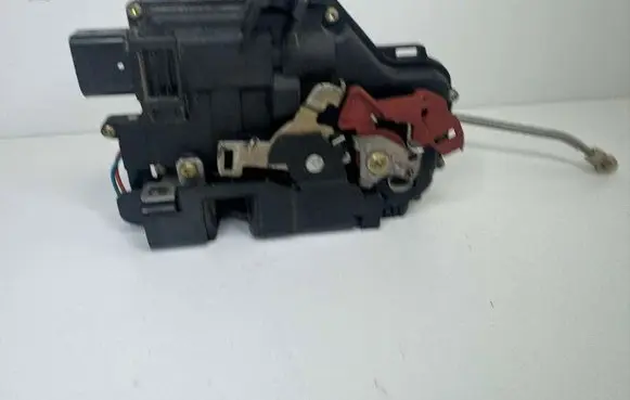 Audi A4 S4 B6 8E 8H Front door lock 8E1837016C PA66302G