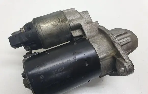 BMW 5 E60 E61 Starter motor 7521123 12417521123 7521116