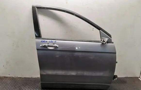 Honda CR-V Front door