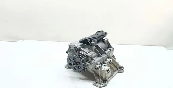 BMW 3 F30 F35 F31 Oil pump 8513756