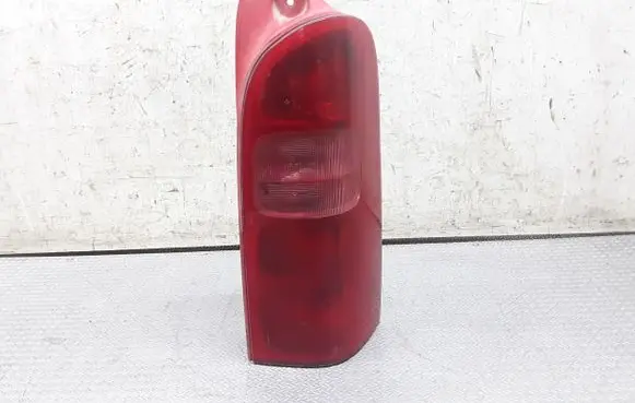 Opel Movano A Rear/tail lights
