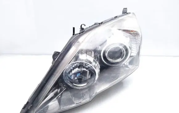 Honda CR-V Headlight/headlamp