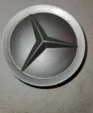 Mercedes-Benz SL R230 Non-original wheel cap merc
