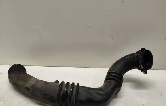 Intercooler hose/pipe