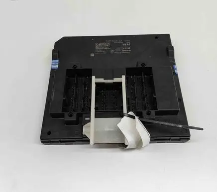 Audi Q2 - Central body control module A3C07348801 5Q0937084EA