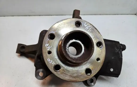 Renault Trafic III (X82) Front wheel hub 402026199R