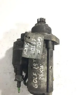 Volkswagen Golf IV Starter motor 02M911023R