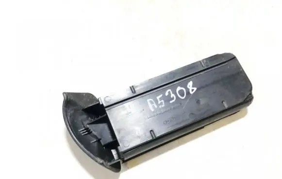 Glove box