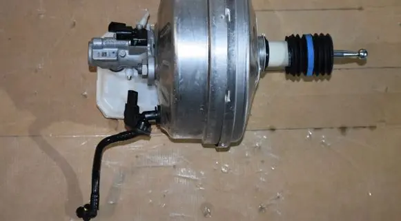 Porsche Cayenne (9Y0 9Y3) Brake booster 9Y0612107F55