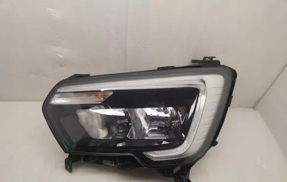 Renault Master III Headlight/headlamp