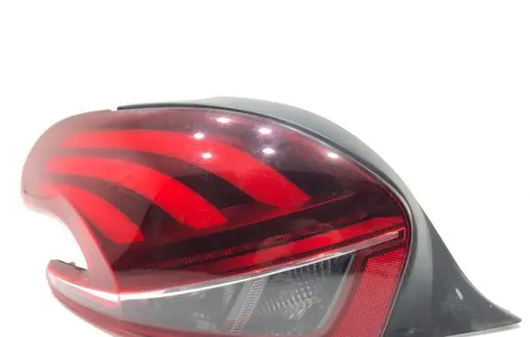Peugeot 208 I Rear/tail lights 