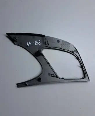 Radio/GPS head unit trim