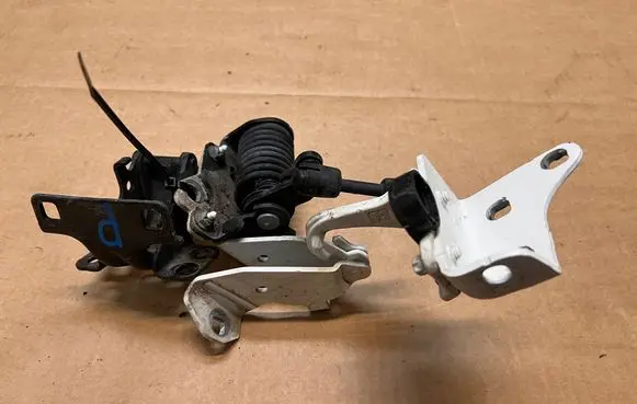 Mercedes-Benz E W238 Tailgate/trunk/boot hinge A387501600