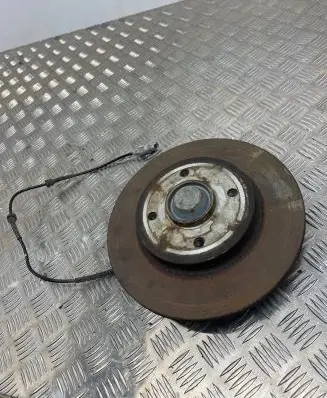 Peugeot 3008 I Rear wheel hub