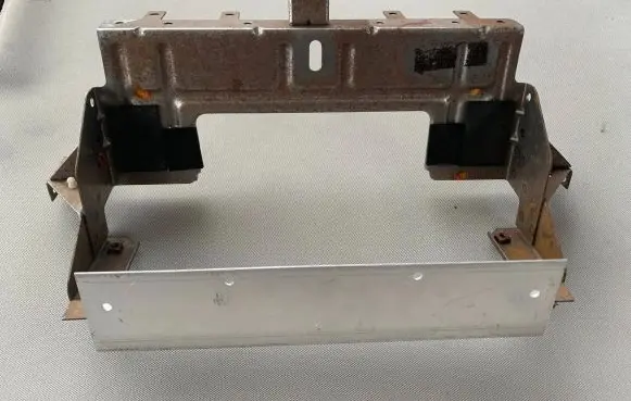 Jaguar XJ X40 Glove box frame 