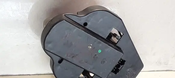 Tail light part