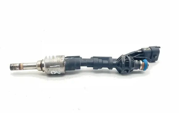 Fuel injector