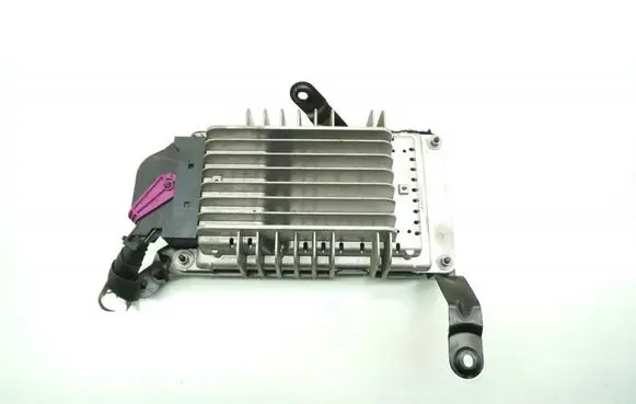 Audi A3 S3 A3 Sportback 8P Sound amplifier 8P3035223B