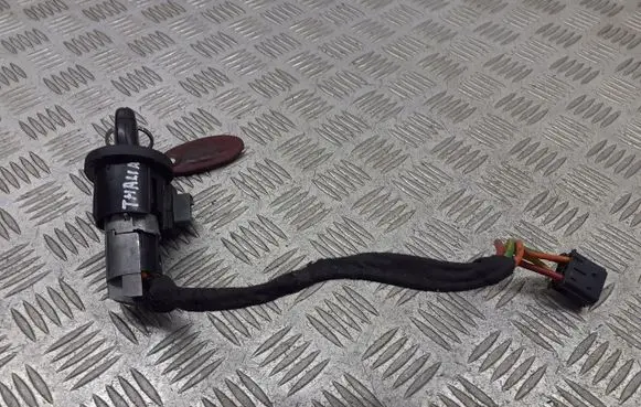 Renault Thalia II Ignition lock 143408T
