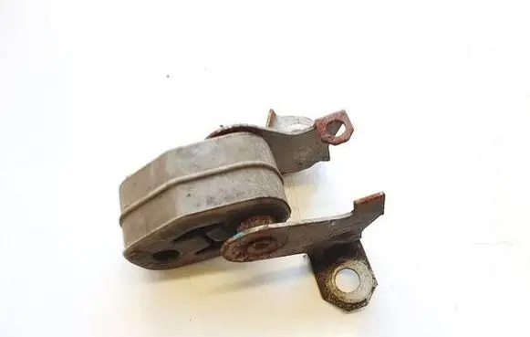 Audi A6 S6 C6 4F Muffler mount bracket/holder 4F0253147C