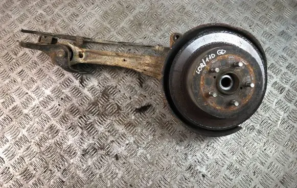 Subaru Legacy Rear wheel hub
