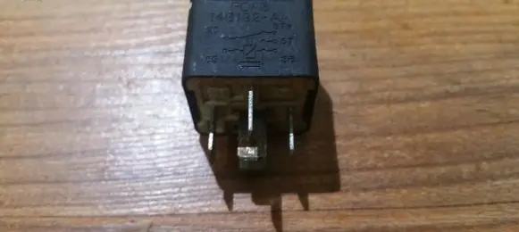 Ford Mondeo Mk III Other relay f0ab14b192aa f0ab14b192-aa