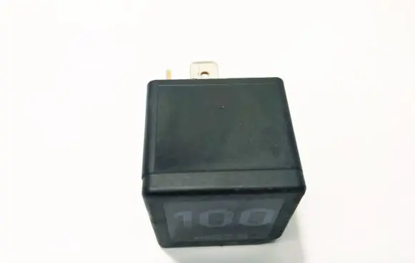 Volkswagen Golf IV Other relay 4ra00779308 4ra007793-08