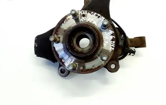 KIA Optima Front wheel hub 