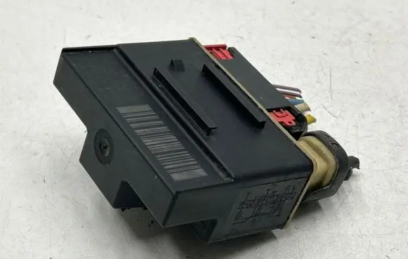 Peugeot 308 SW Glow plug pre-heat relay 9662570880 018010953