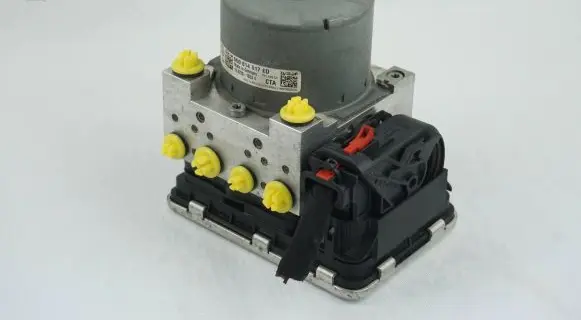 Skoda Octavia Mk3 (5E) ABS Pump 5Q0614517ED