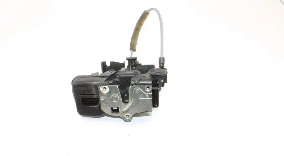 Opel Antara Rear door lock