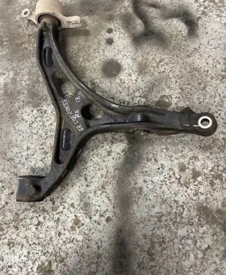 Jeep Grand Cherokee Front lower control arm/wishbone 68022605AD