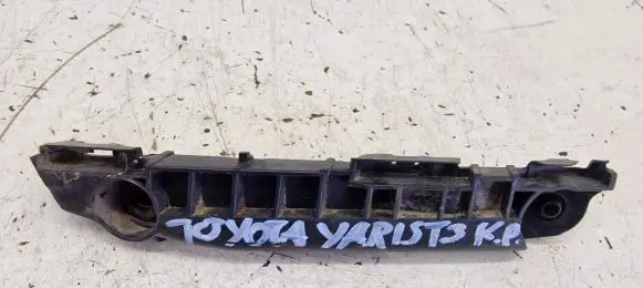 Toyota Yaris Front bumper mounting bracket 525350D030