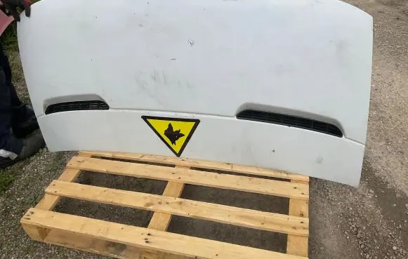 Iveco Daily 35 - 40.10 Engine bonnet/hood 