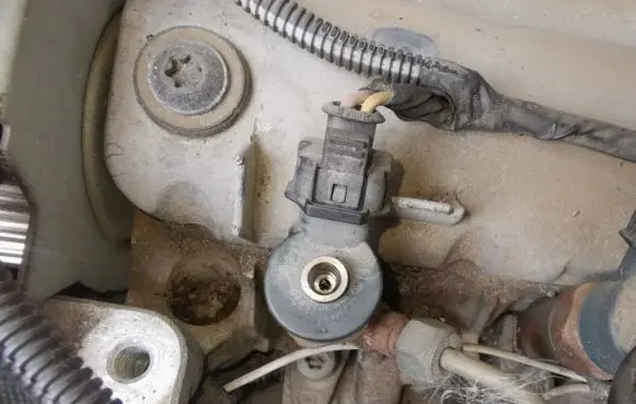 Renault Scenic I Fuel injector 0445110021 7700111014