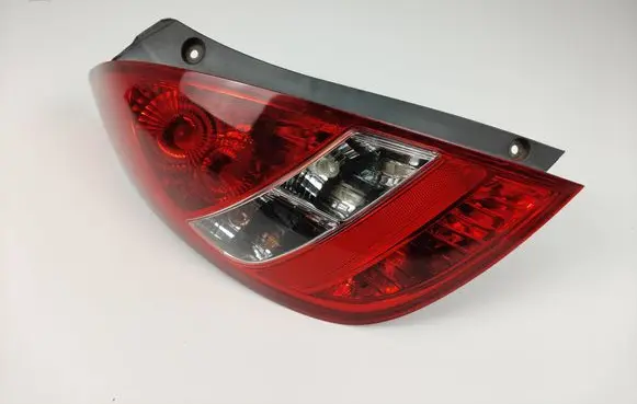 Hyundai i20 (PB PBT) Rear/tail lights 924011J000