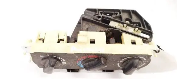 Nissan Primera Climate control unit 30733 7030230733