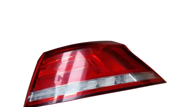 Volkswagen PASSAT B8 Rear/tail lights 195262R 3G5945312