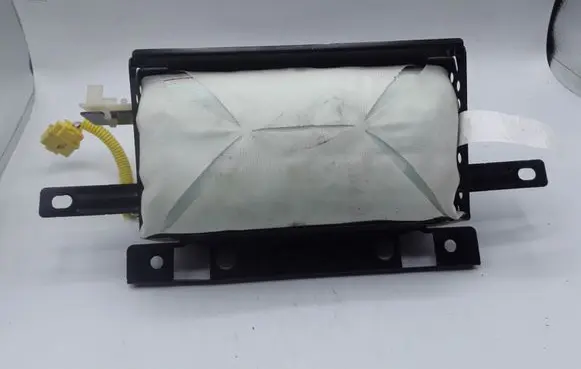 Hyundai Trajet Passenger airbag 845303AXXX