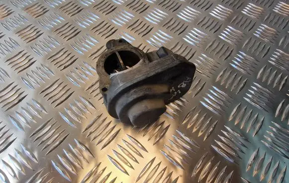 Audi A8 S8 D3 4E Throttle valve 057128063