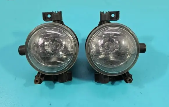 Ford C-MAX I Front fog light 3M51-15K202-AA IMPRK1362446