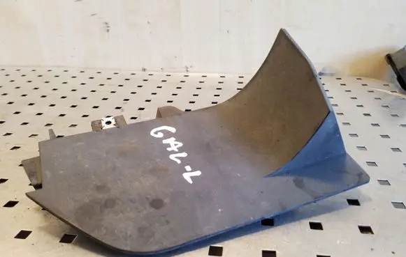 Volkswagen Touareg II Rear mudguard 7P6854855