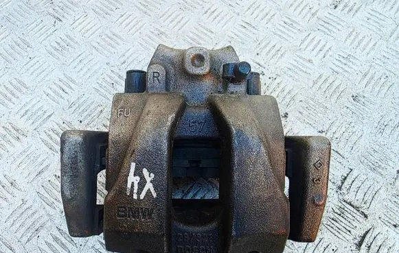 BMW X4 F26 Front brake caliper 