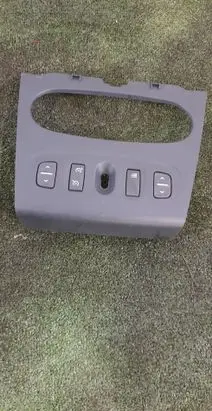 Dacia Logan II Electric window control switch 275009384R