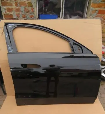 Mercedes-Benz E W214 Front door A2147221200