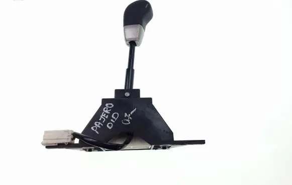 Mitsubishi Pajero Gear shifter/selector PA66GF30