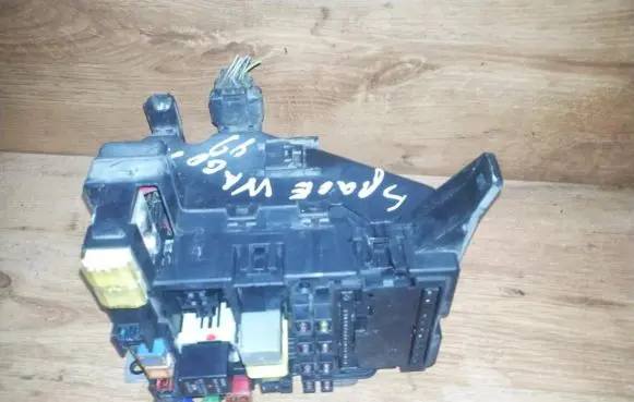 Mitsubishi Space Wagon Fuse box set 53354133
