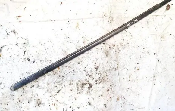 Mazda 3 I Front door glass trim molding 
