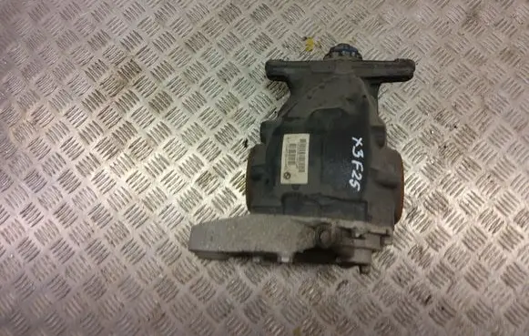 BMW X3 F25 Rear differential 7592007